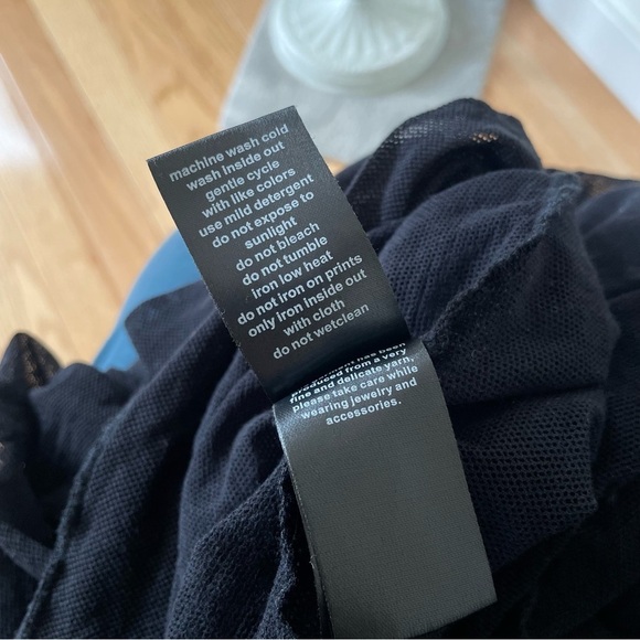 Rundholz Black Print Flock Listen Flowers Long Sleeve Mesh Cotton T-Shirt EUC S - Picture 11 of 12